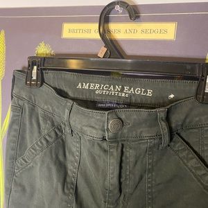 American Eagle green super  stretch Jegging jeans